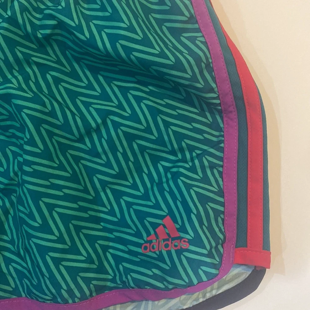 Adidas CLIMALITE Modern Classics Running Shorts MD - Picture 2 of 5